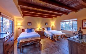 Hacienda Del Sol Guest Ranch Resort